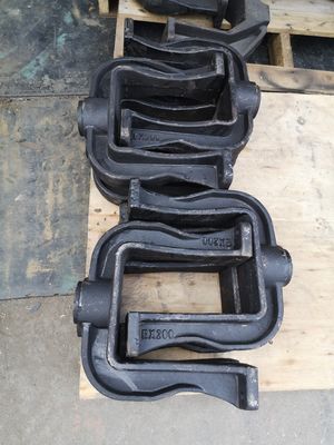 Base do conjunto mola/cilindro de tensão do chassi em U da escavadeira EX200, disponível para todos os modelos de escavadeiras.