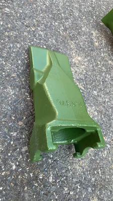 Dentes de Caçamba para Serviços Pesados V43, Compatíveis com CAT E330/E336, Escavadeiras Hitachi ZX350, Dentes de Pá Resistentes ao Desgaste em Aço LigaV43RC、V43SYL、V43PN、V43SDX、V43ARH